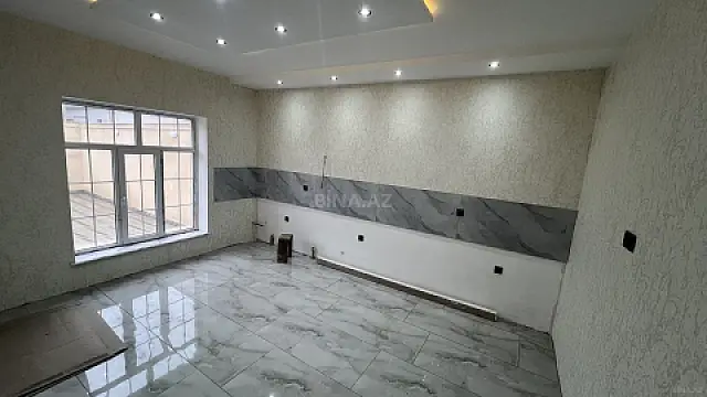 Satılır 7 otaqlı həyət evi 240 m²