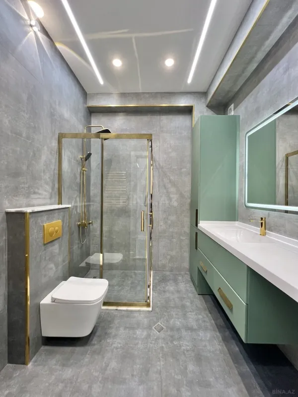 Satılır 4 otaqlı mənzil 172 m²