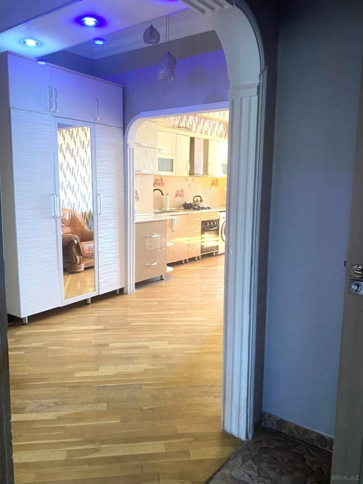 Satılır 3 otaqlı mənzil 100 m²