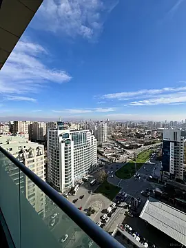 Satılır 2 otaqlı mənzil 109 m²