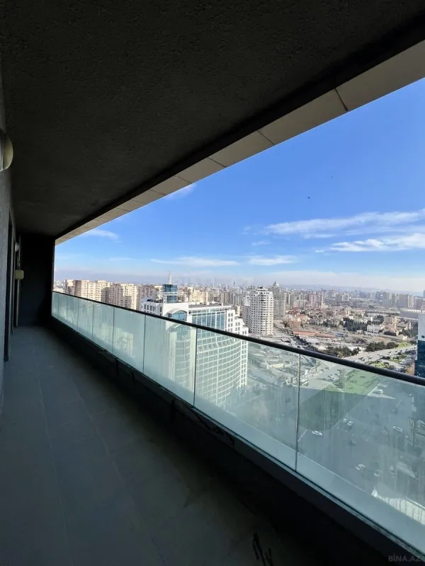 Satılır 2 otaqlı mənzil 109 m²