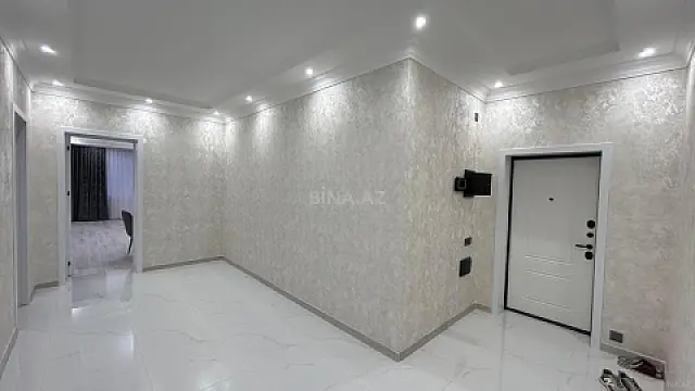 Kirayə verilir 2 otaqlı mənzil 105 m²