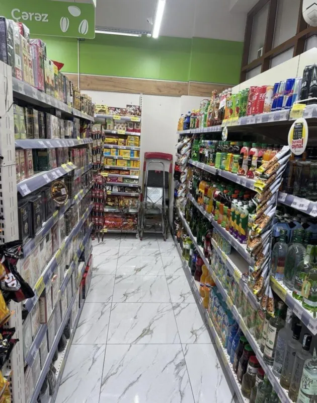 Satılır obyekt 165 m²