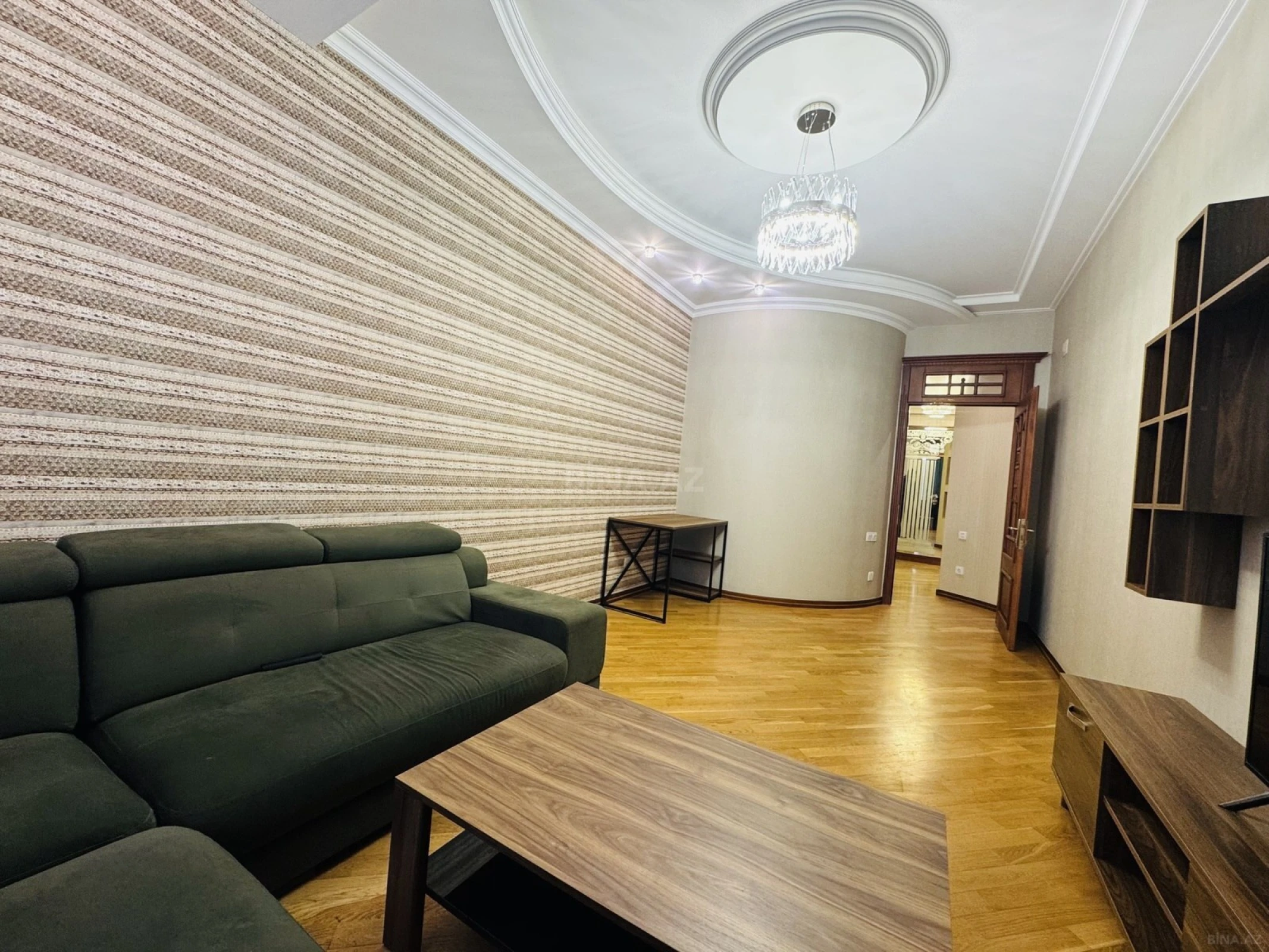 Satılır 3 otaqlı mənzil 145 m²