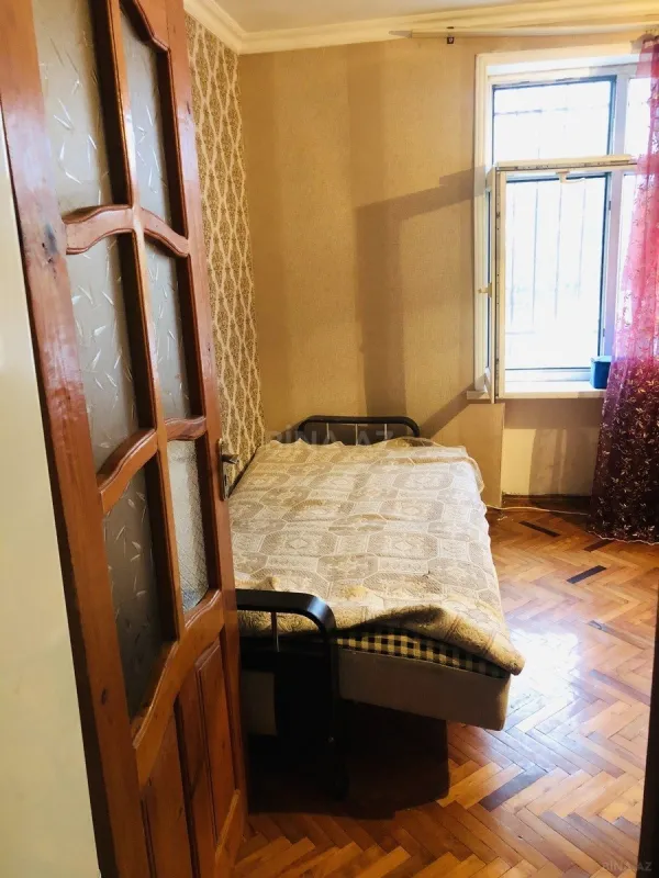 Satılır 1 otaqlı mənzil 40 m²