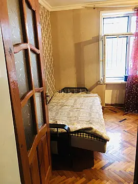 Satılır 1 otaqlı mənzil 40 m²