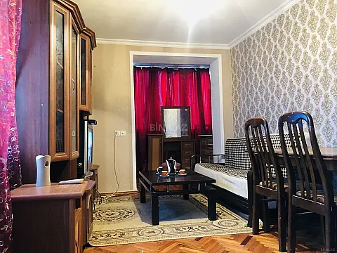 Satılır 1 otaqlı mənzil 40 m²