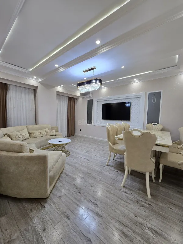 Satılır 2 otaqlı mənzil 85 m²