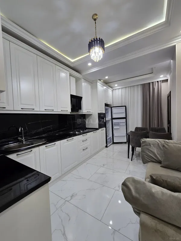 Satılır 2 otaqlı mənzil 85 m²