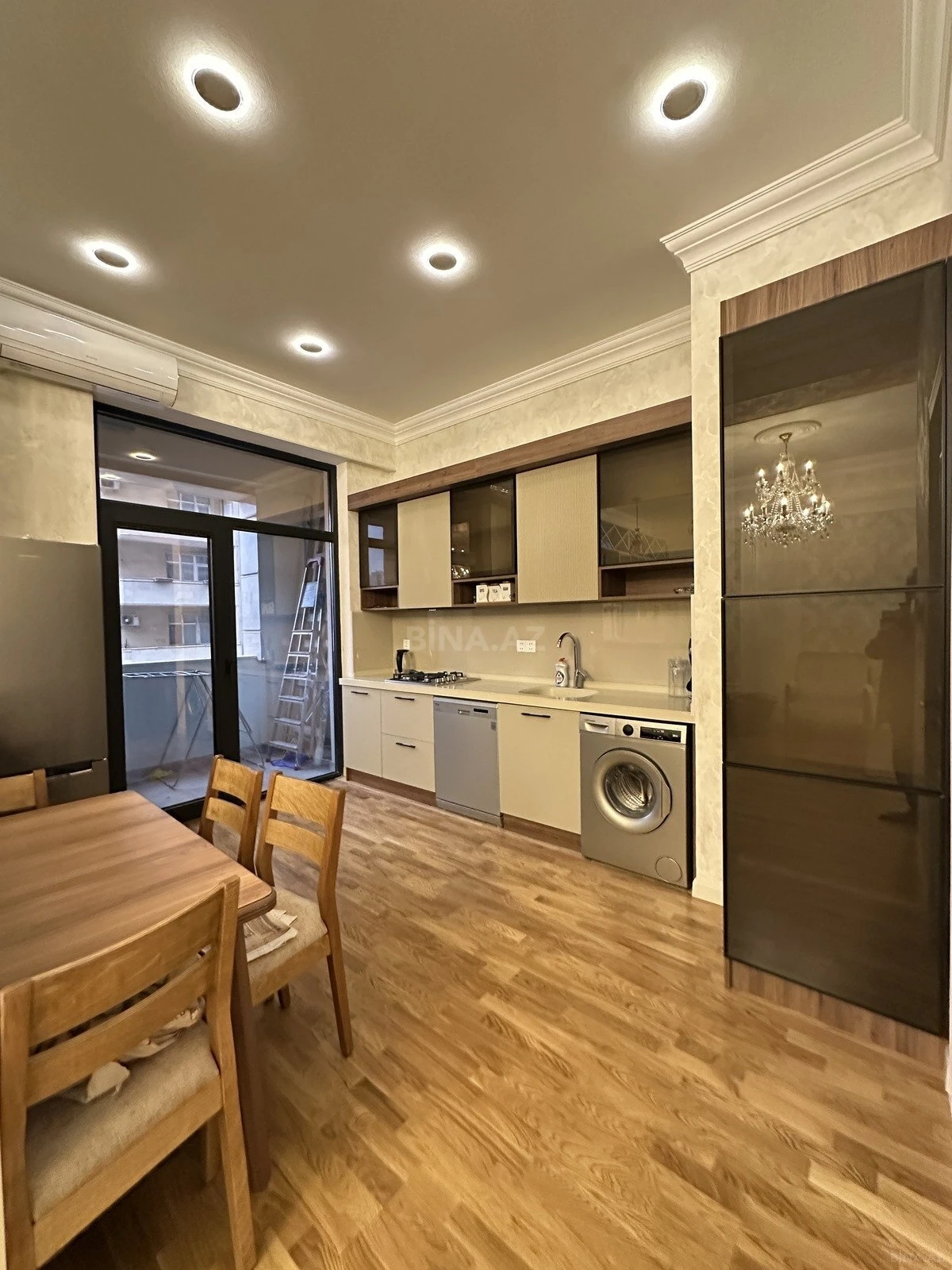 Kirayə verilir 2 otaqlı mənzil 50 m²