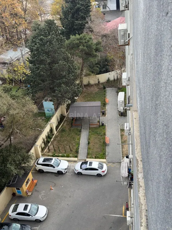 Satılır 2 otaqlı mənzil 71 m²