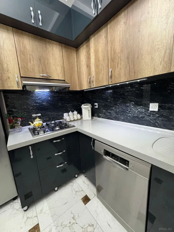 Satılır 2 otaqlı mənzil 71 m²