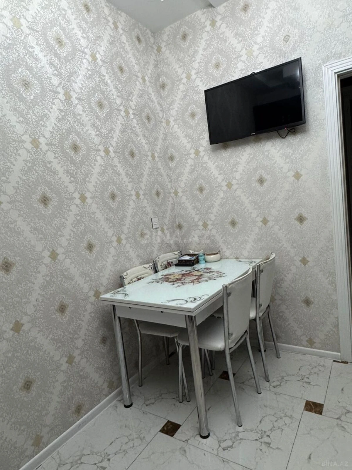 Satılır 2 otaqlı mənzil 71 m²