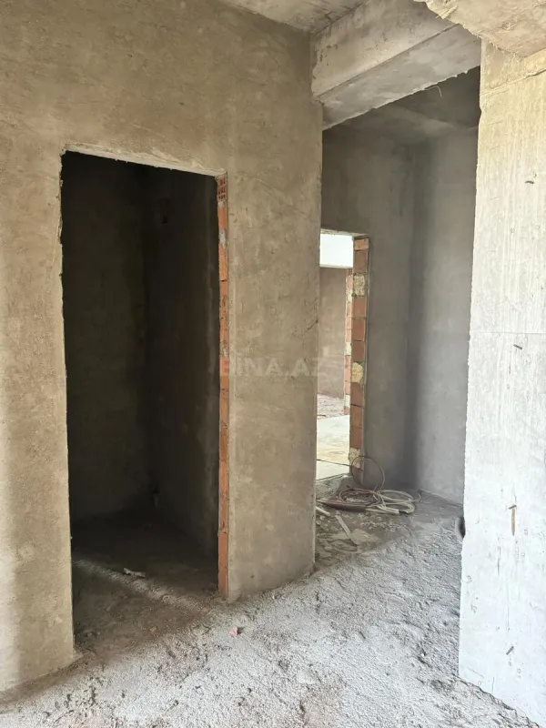 Satılır 3 otaqlı mənzil 120 m²