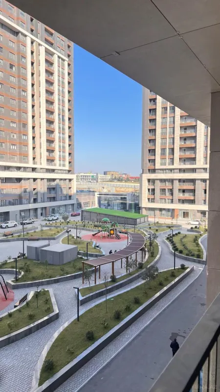 Satılır 2 otaqlı mənzil 68 m²