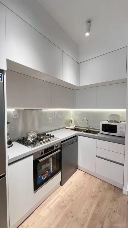 Satılır 2 otaqlı mənzil 68 m²