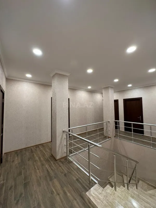 Kirayə verilir 5 otaqlı ofis 120 m²