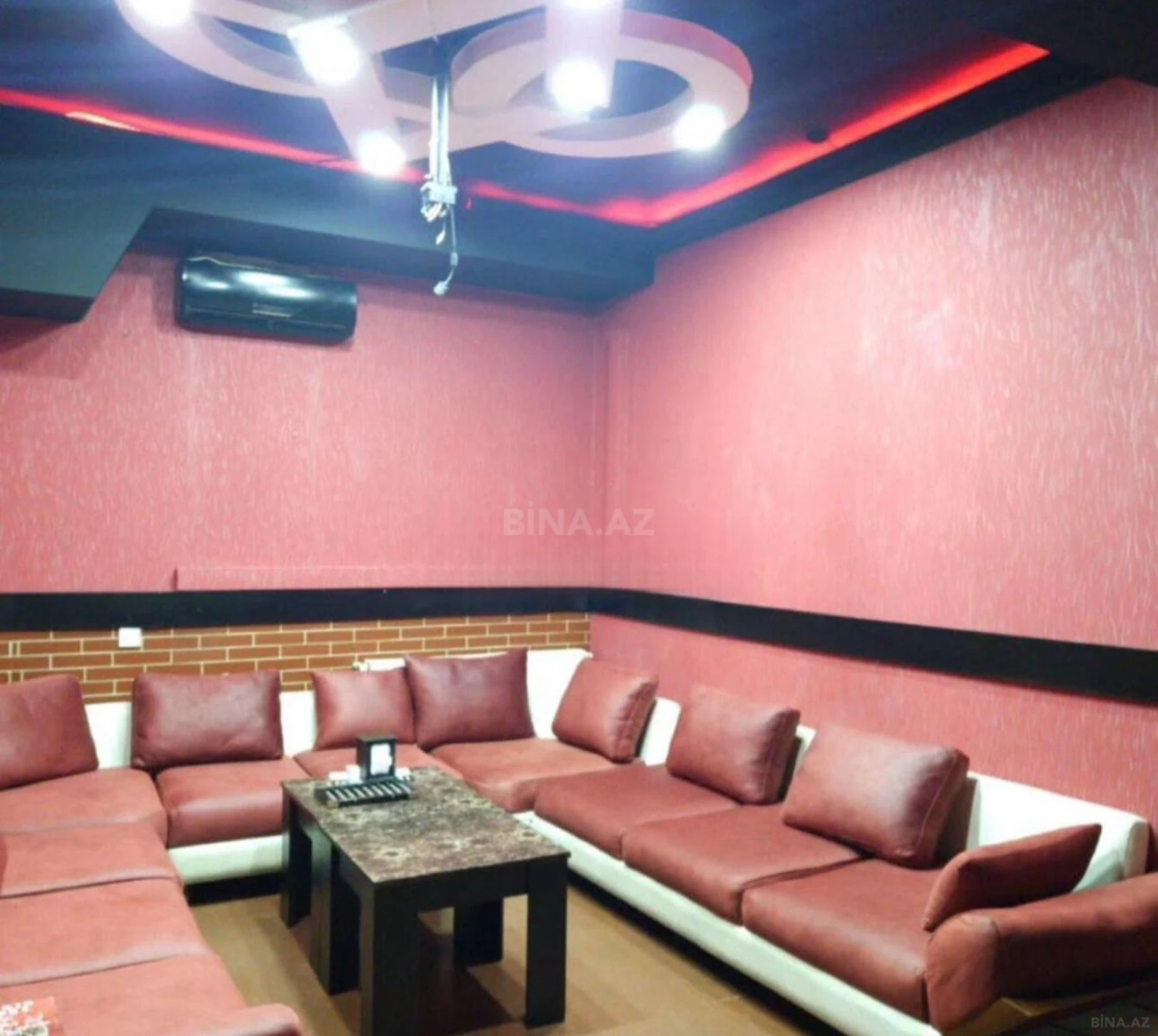 Satılır obyekt 150 m²