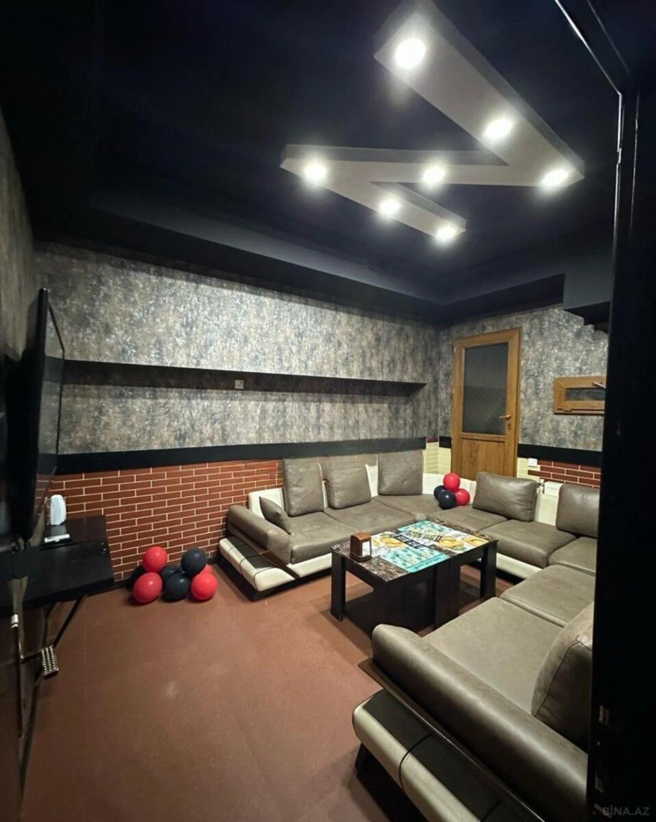 Satılır obyekt 150 m²