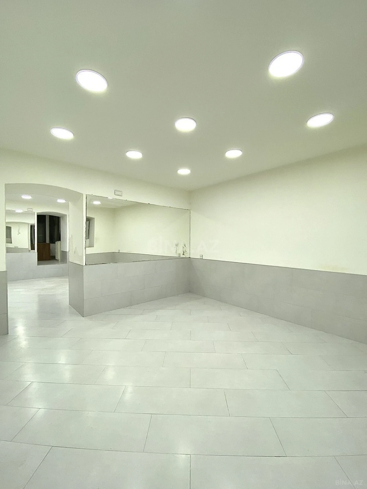 Satılır obyekt 45 m²