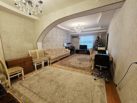 Satılır 3 otaqlı mənzil 85 m²