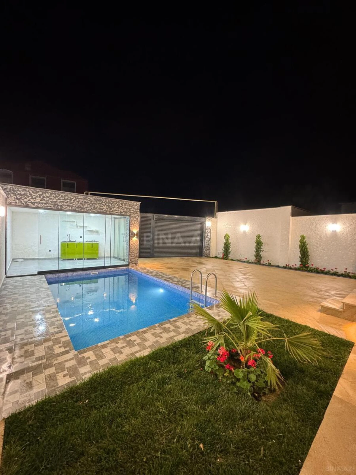 Satılır 4 otaqlı həyət evi 160 m²