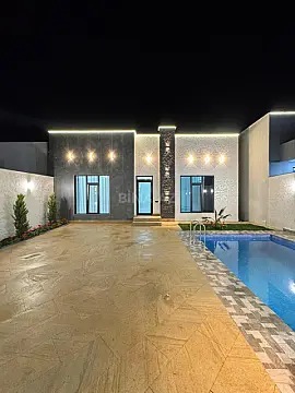 Satılır 4 otaqlı həyət evi 160 m²