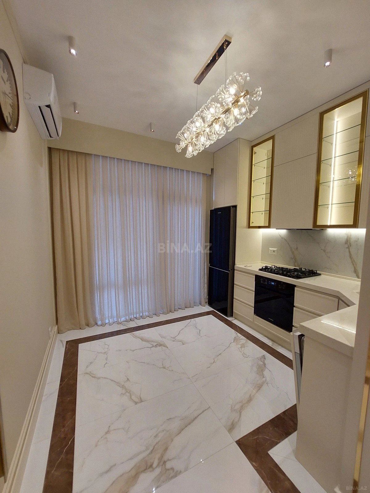 Satılır 3 otaqlı mənzil 85 m²