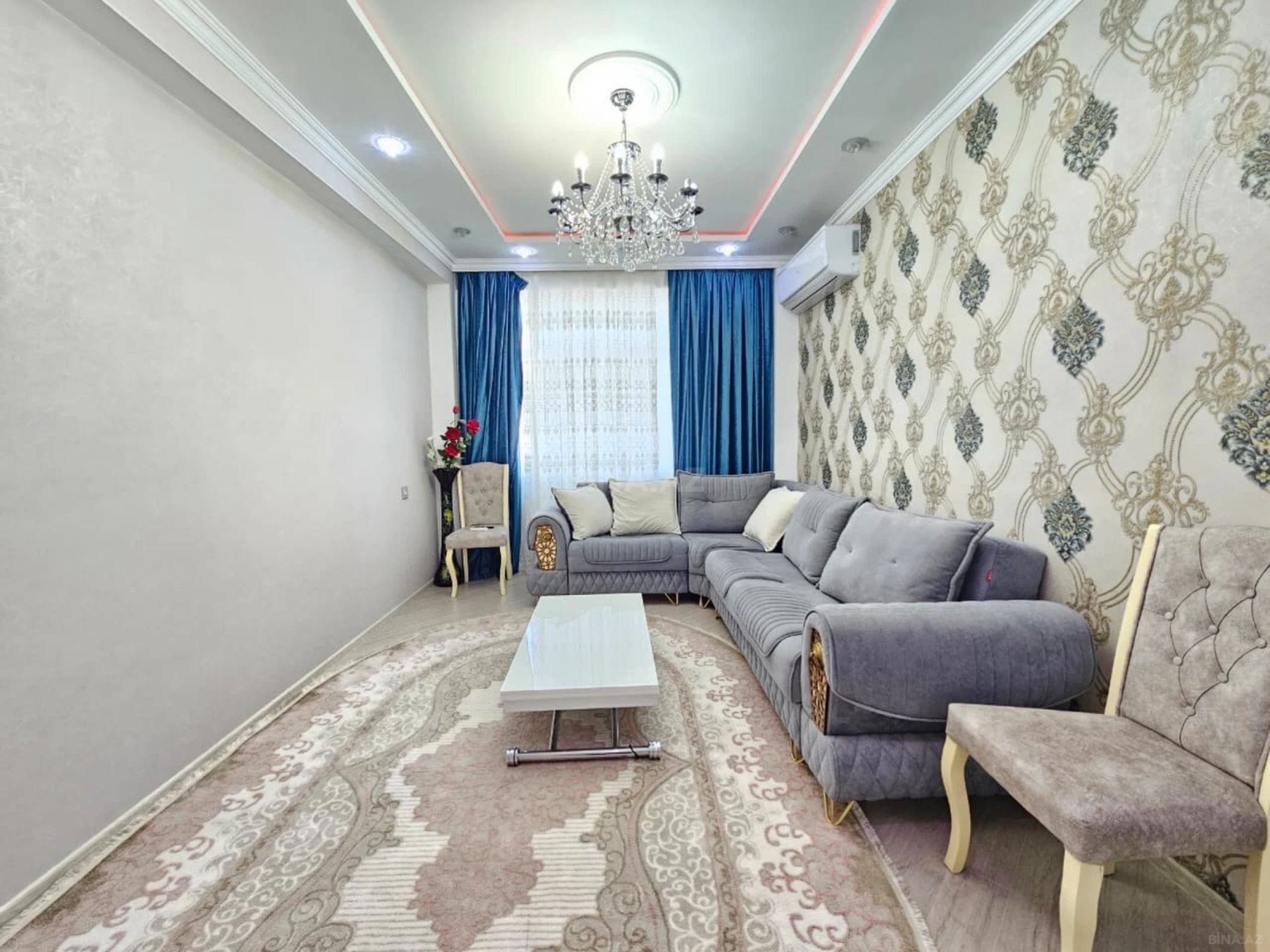Satılır 3 otaqlı mənzil 82 m²