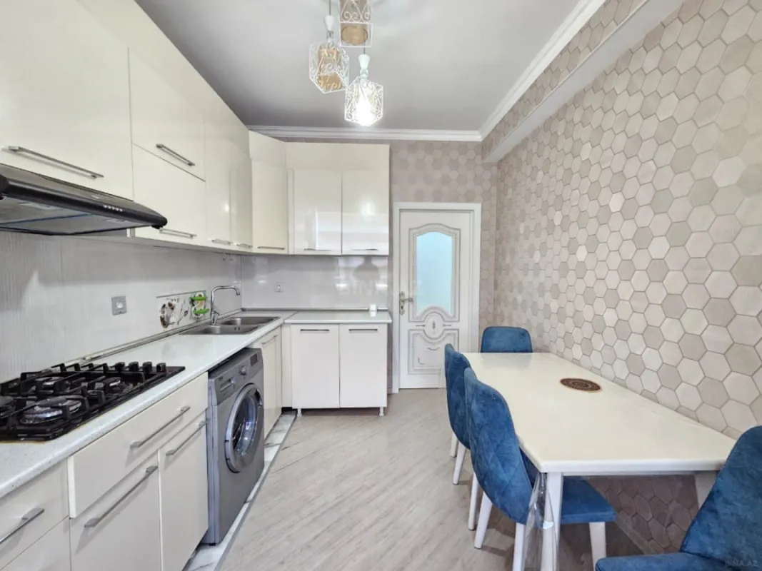 Satılır 3 otaqlı mənzil 82 m²