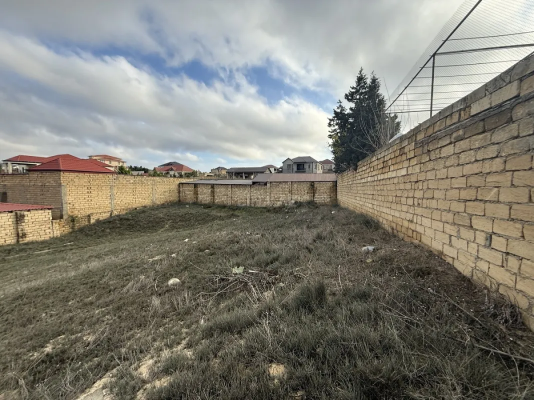 Satılır torpaq sahəsi 12 m²