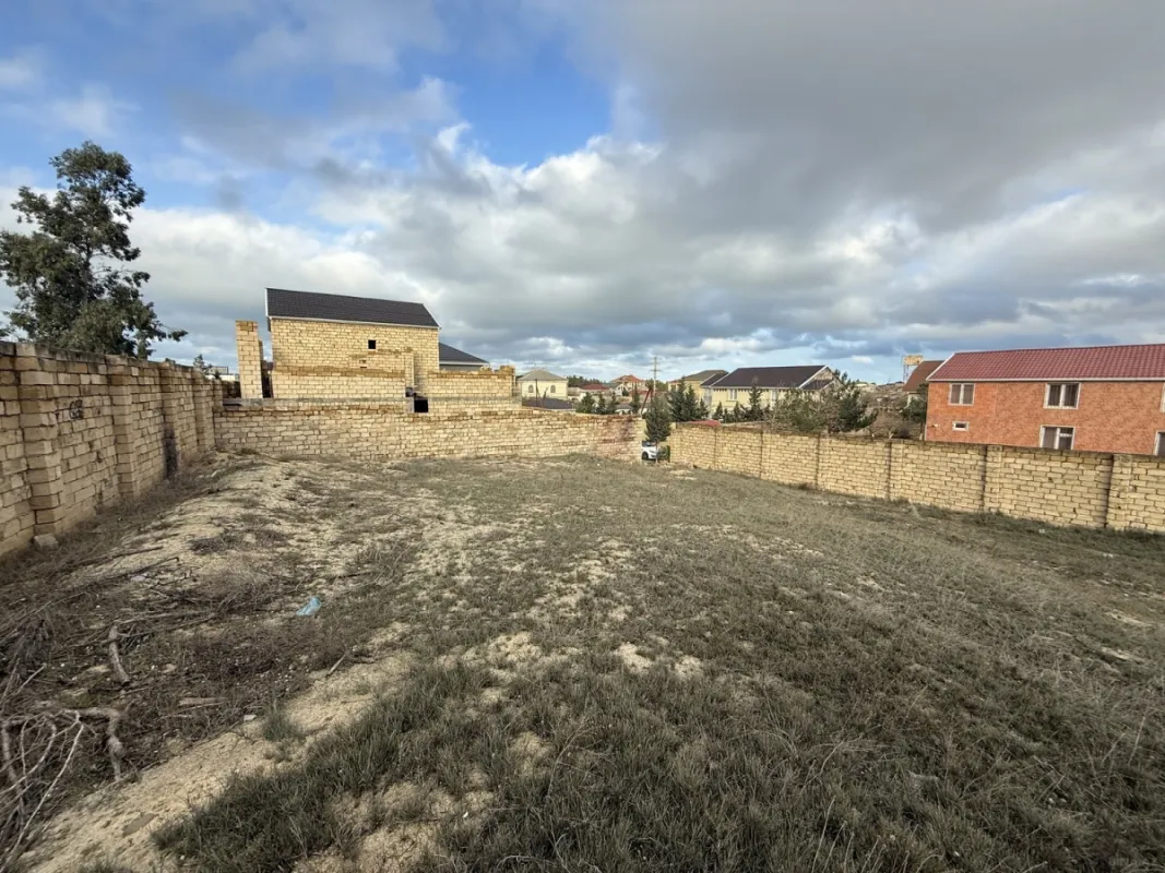 Satılır torpaq sahəsi 12 m²