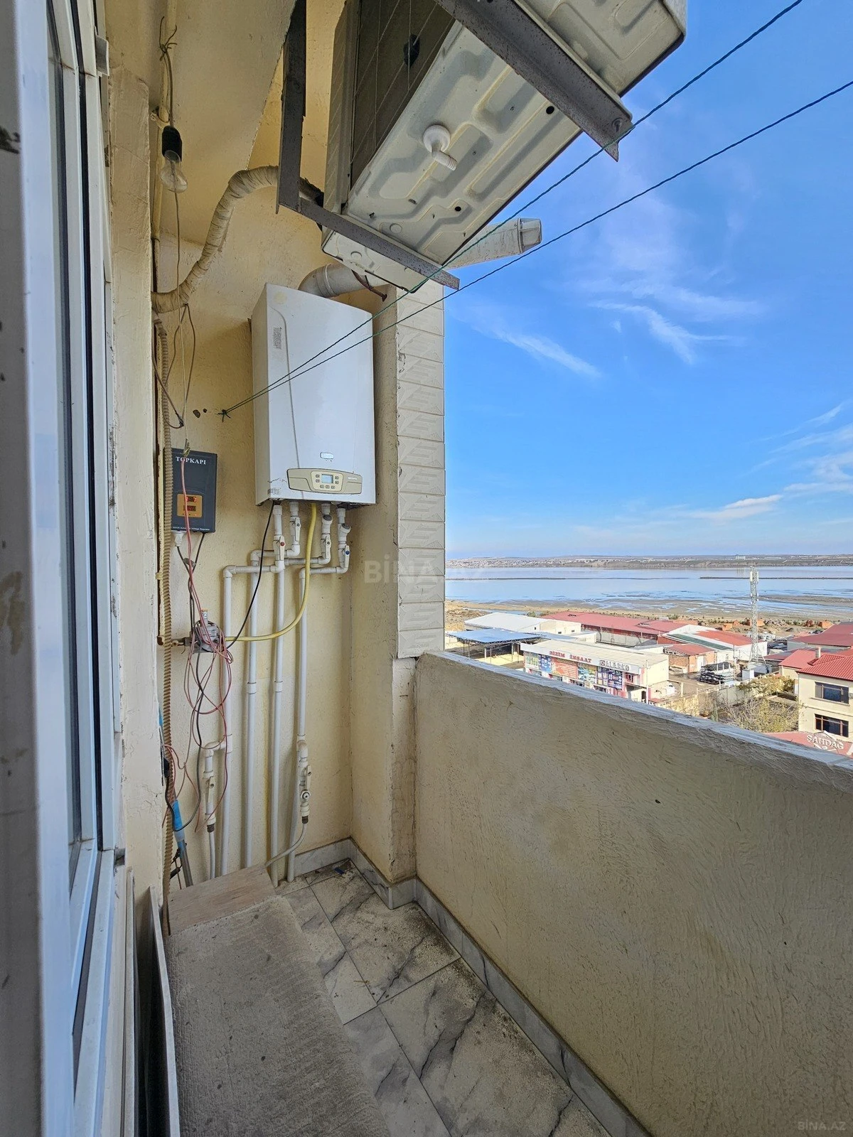 Satılır 3 otaqlı mənzil 82 m²