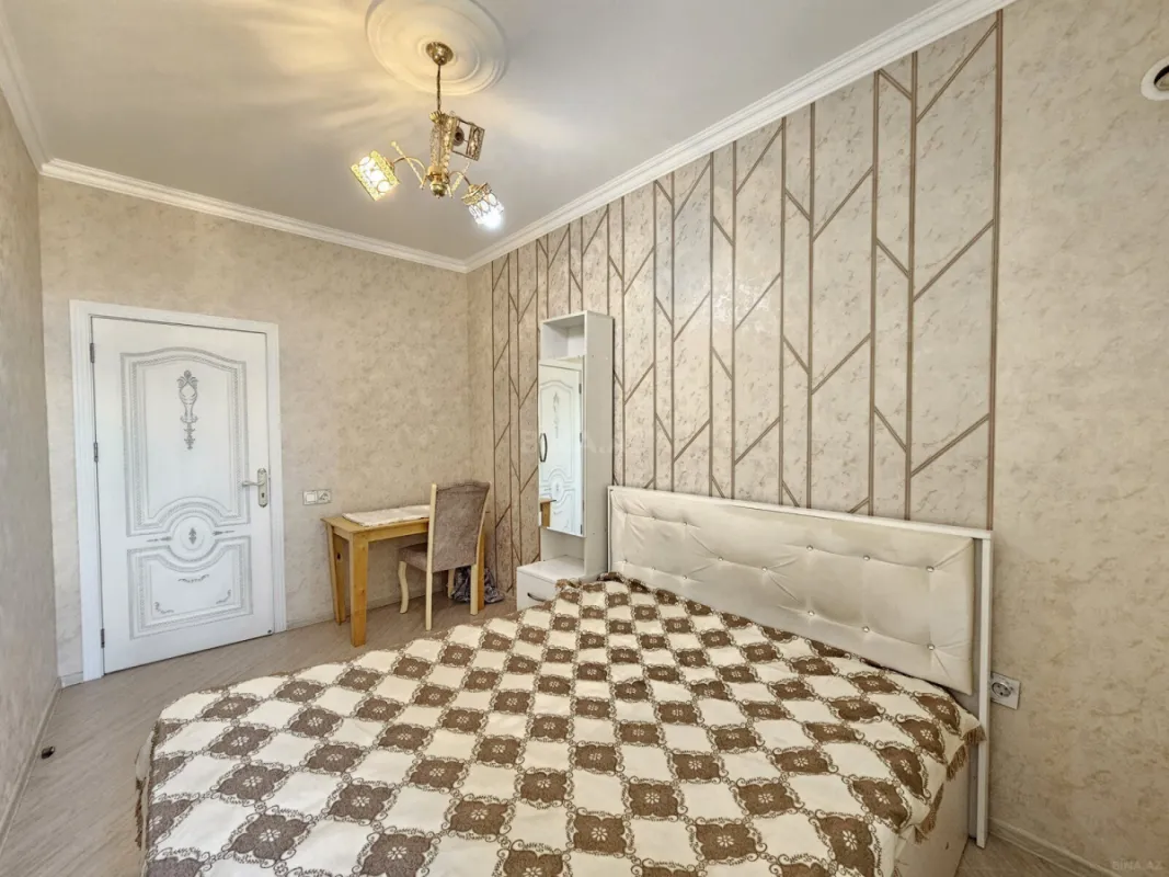 Satılır 3 otaqlı mənzil 82 m²