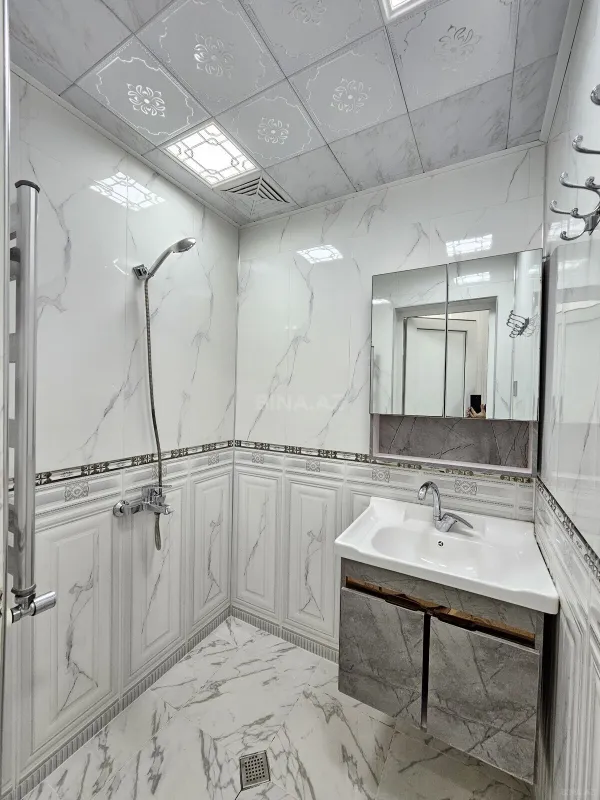 Satılır 3 otaqlı mənzil 82 m²