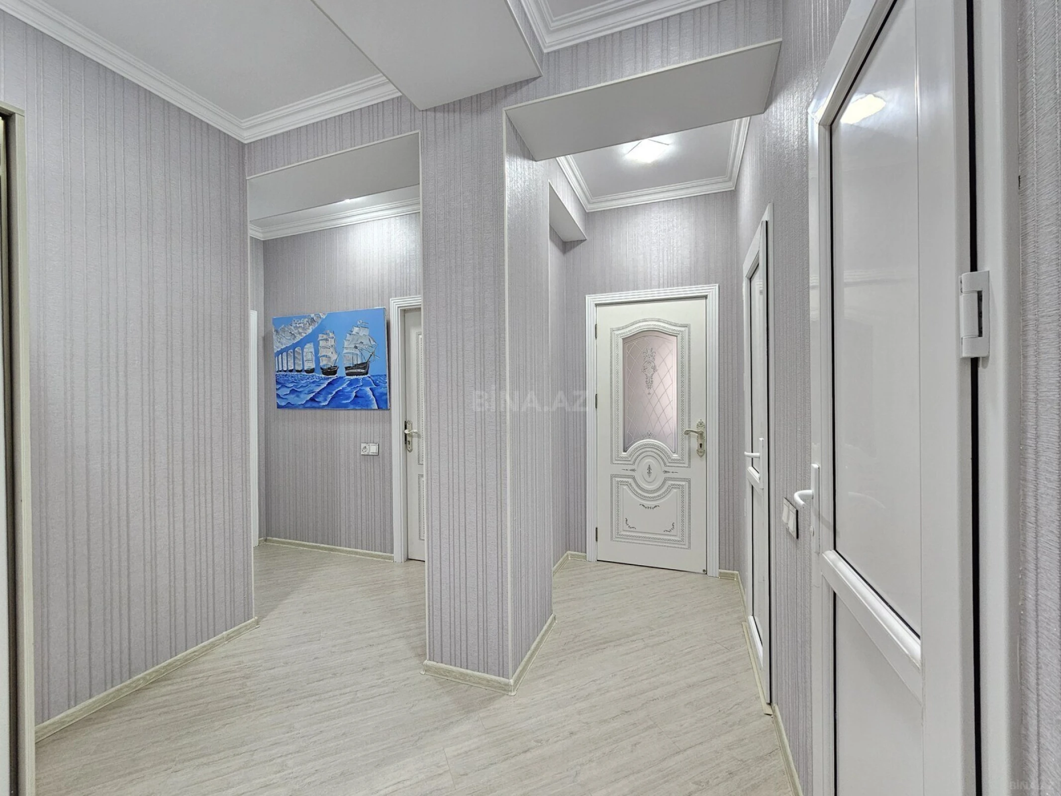 Satılır 3 otaqlı mənzil 82 m²