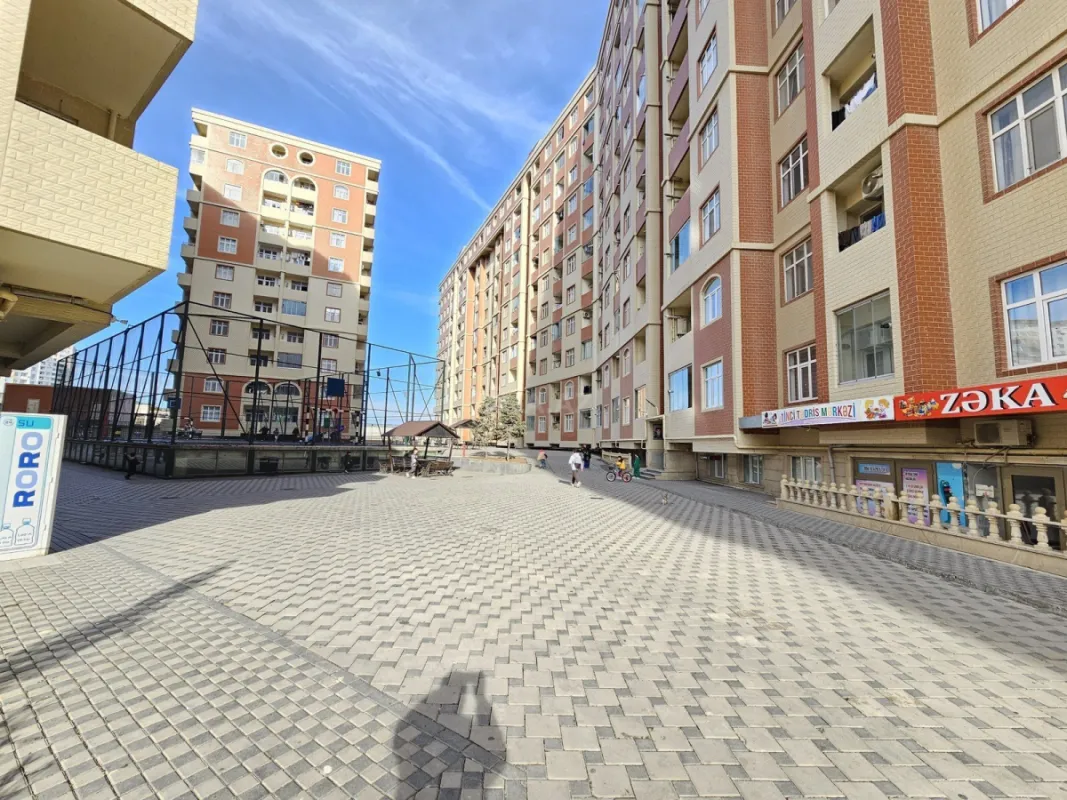 Satılır 3 otaqlı mənzil 82 m²