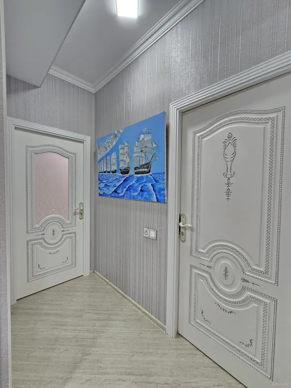 Satılır 3 otaqlı mənzil 82 m²