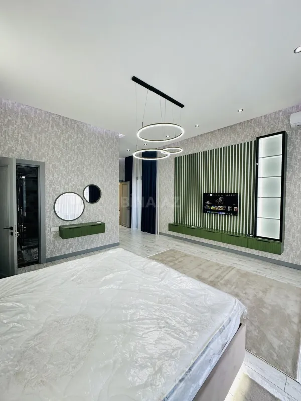 Satılır 5 otaqlı həyət evi 200 m²