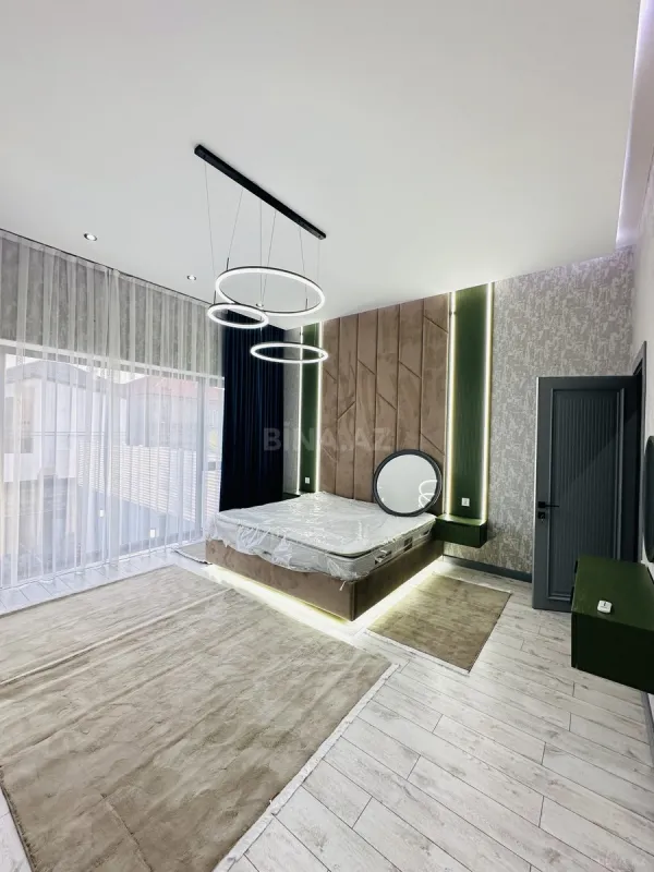 Satılır 5 otaqlı həyət evi 200 m²