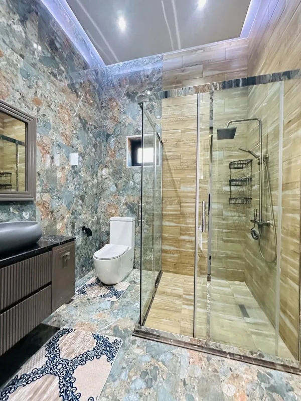 Satılır 5 otaqlı həyət evi 200 m²