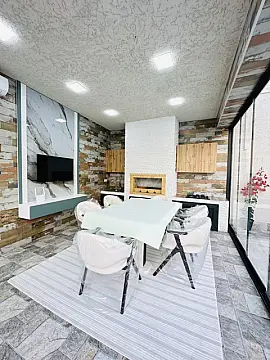 Satılır 5 otaqlı həyət evi 200 m²