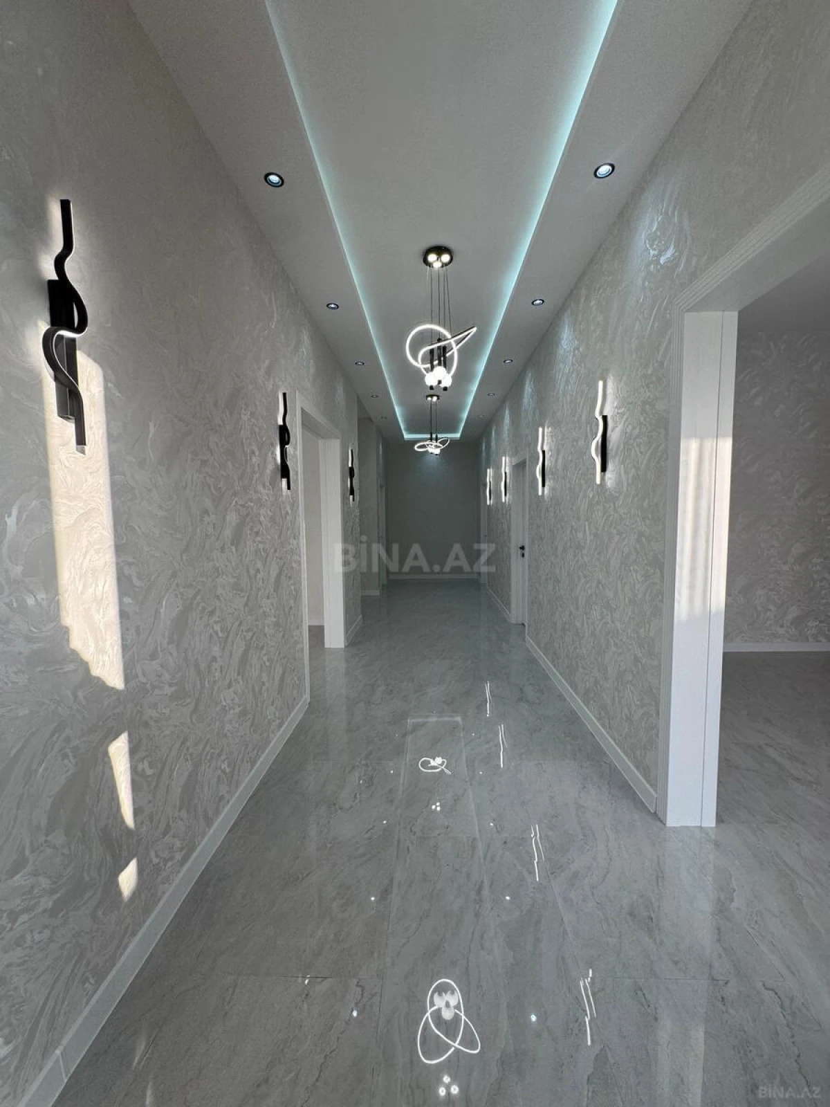 Satılır 4 otaqlı həyət evi 170 m²