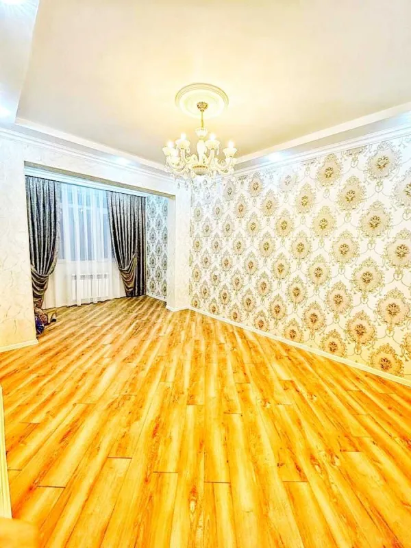 Satılır 2 otaqlı mənzil 68 m²