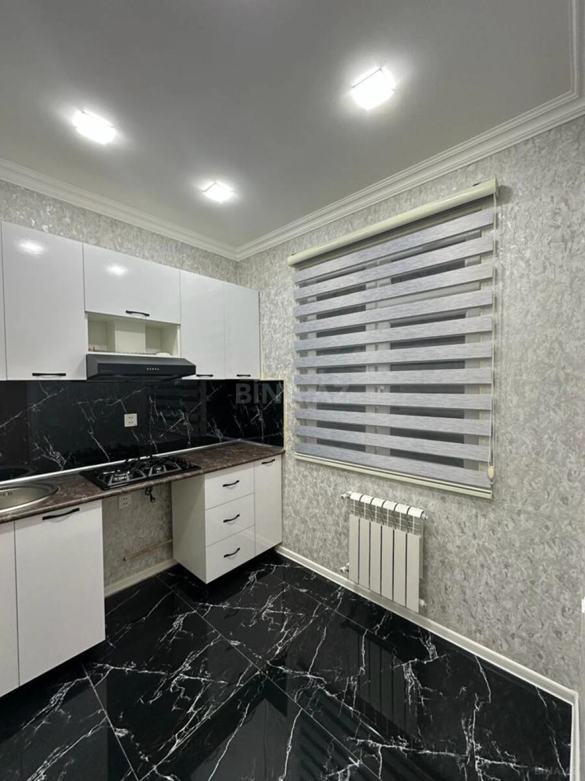 Satılır 2 otaqlı mənzil 68 m²