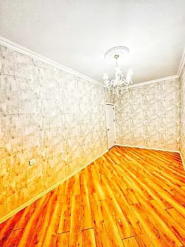 Satılır 2 otaqlı mənzil 68 m²