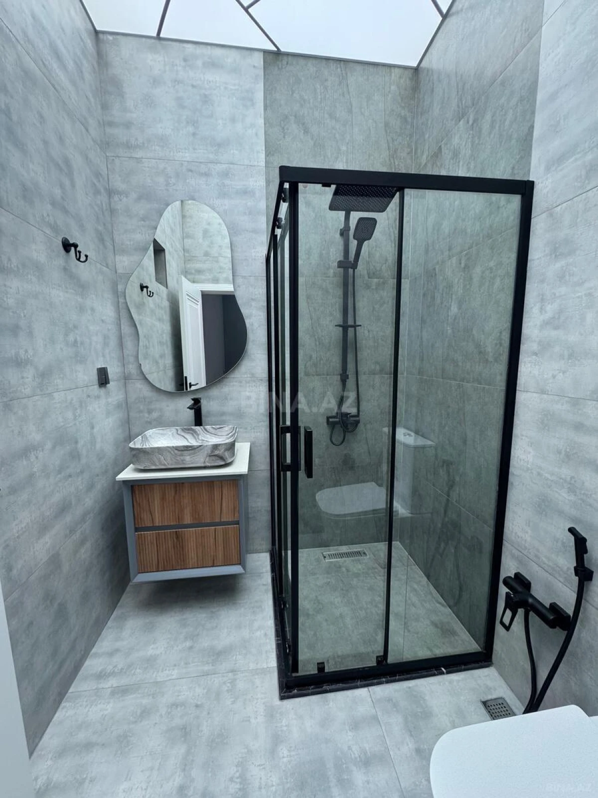 Satılır 4 otaqlı həyət evi 160 m²