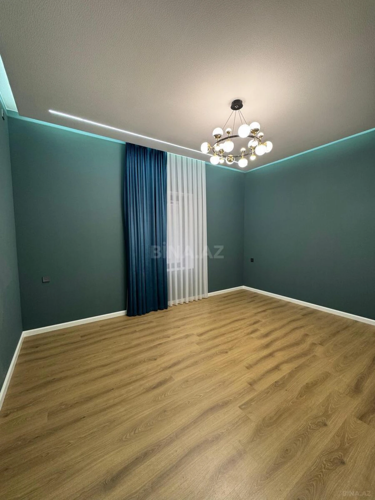Satılır 4 otaqlı həyət evi 160 m²