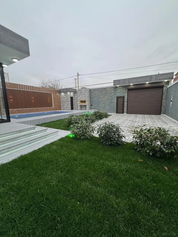 Satılır 4 otaqlı həyət evi 160 m²