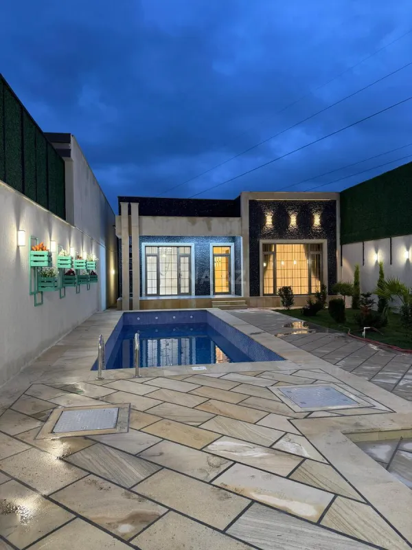 Satılır 4 otaqlı həyət evi 180 m²